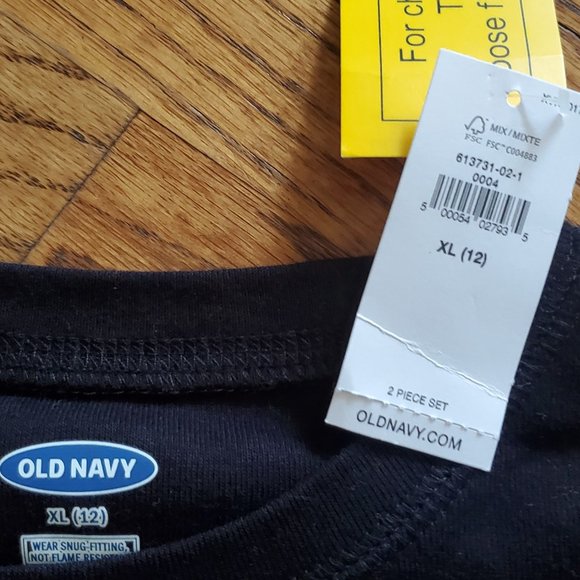 Old Navy Boys Halloween pajamas - Picture 3 of 3